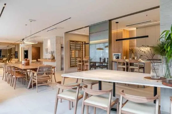 Sofisticação e Lazer Privativo: Casa Terraço de 276m² no Setor Oeste!