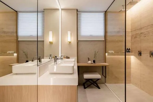 Viva a Exclusividade de uma Casa Terraço com 245m² no Setor Oeste!