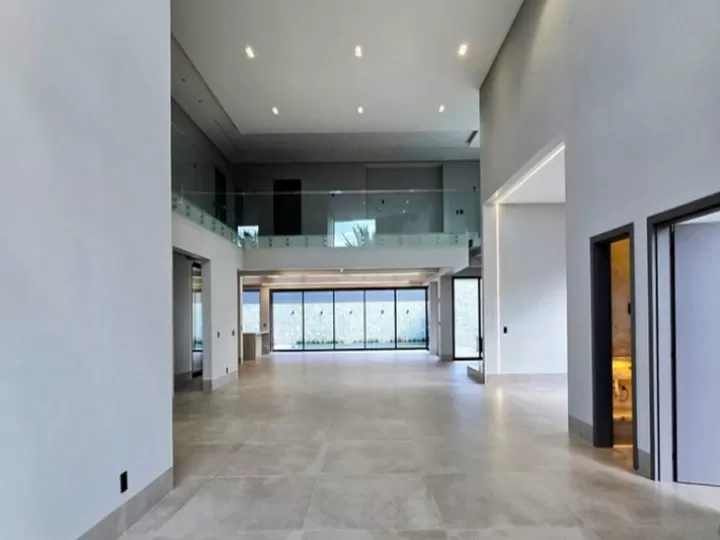 Sobrado 5 Suítes 578 m² Jardins Itália - Foto 13