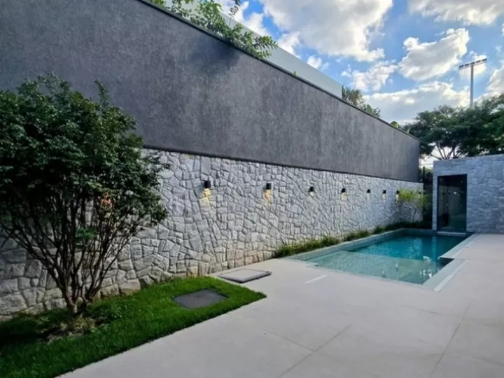 Sobrado 5 Suítes 578 m² Jardins Itália - Foto 8