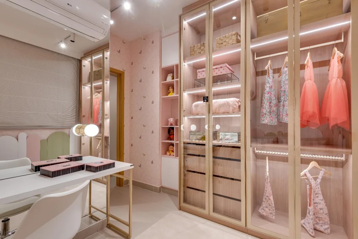 Sofisticação e Vista Nascente: Apartamento de 3 Suítes no Versat by Opus!