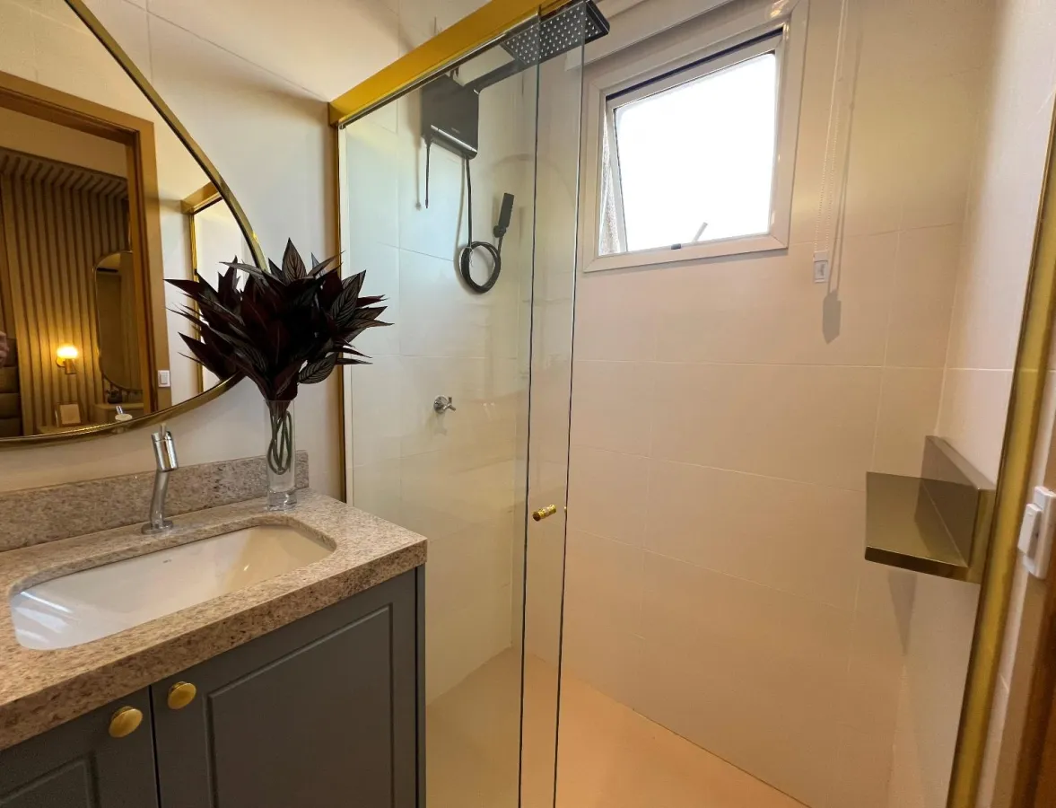 Miniatura Sofisticação e Vista Panorâmica: Apartamento Poente de 3 Quartos no Near Easy
Style!