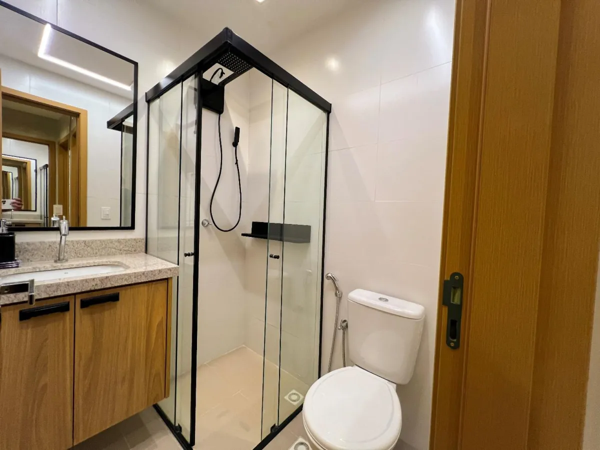 Miniatura Sofisticação e Vista Panorâmica: Apartamento Poente de 3 Quartos no Near Easy
Style!