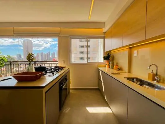 Conforto e Sol da Manhã: Unidade Nascente de 117m² no 10º Andar!