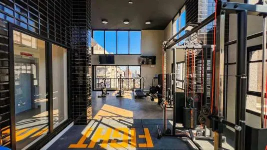 Exclusividade no 26º Andar: 3 Quartos com 2 Vagas no LIV Urban Marista!