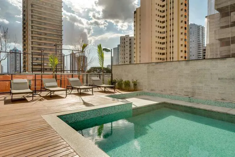 Sol da Manhã e Conforto: Apartamento Padrão de 206,60 m² no Deck 23!