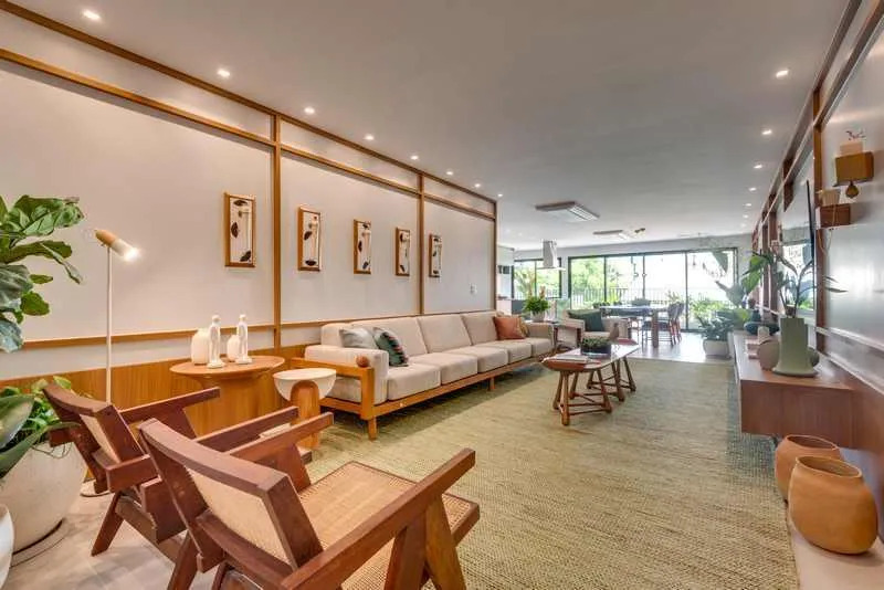 Sofisticação e Lazer no Opus Brava Design: 3 Suítes e Vista Nascente!