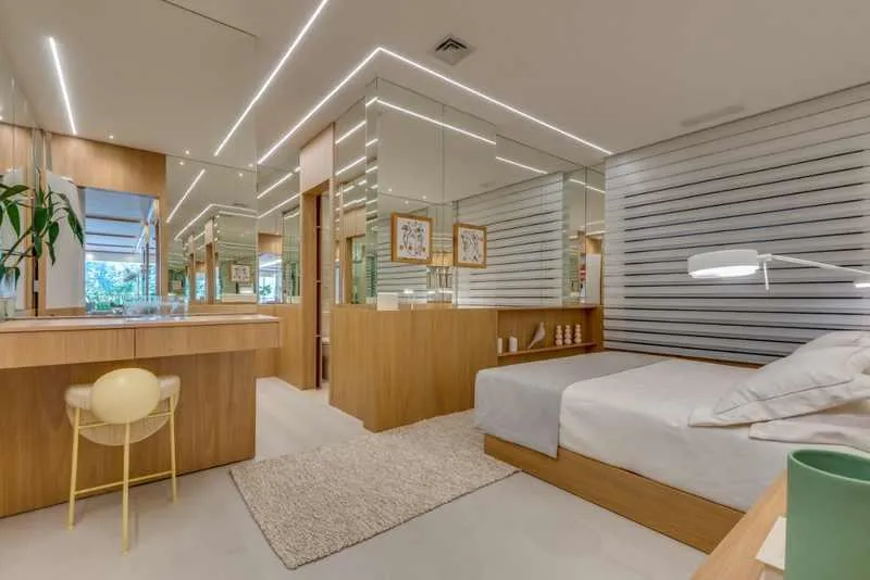 Vista Eterna para o Parque: Opus Brava Design, 3 Suítes e Pôr do Sol!