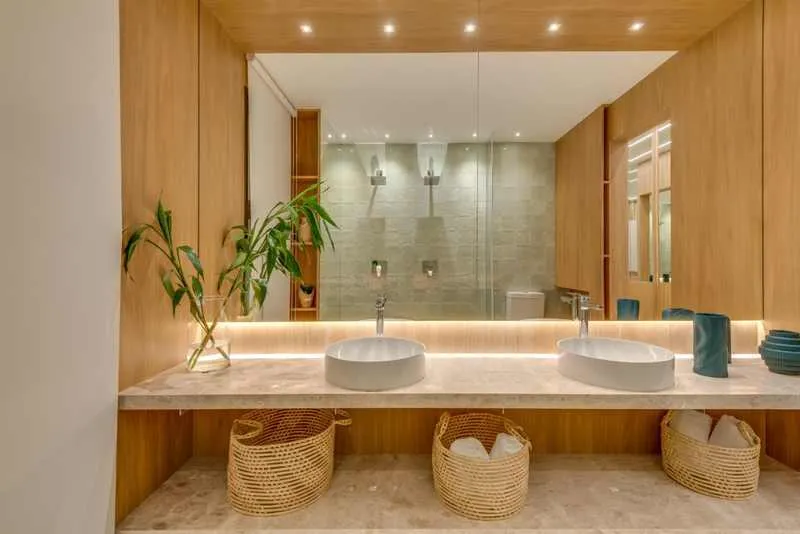 Vista Eterna para o Parque: Opus Brava Design, 3 Suítes e Pôr do Sol!