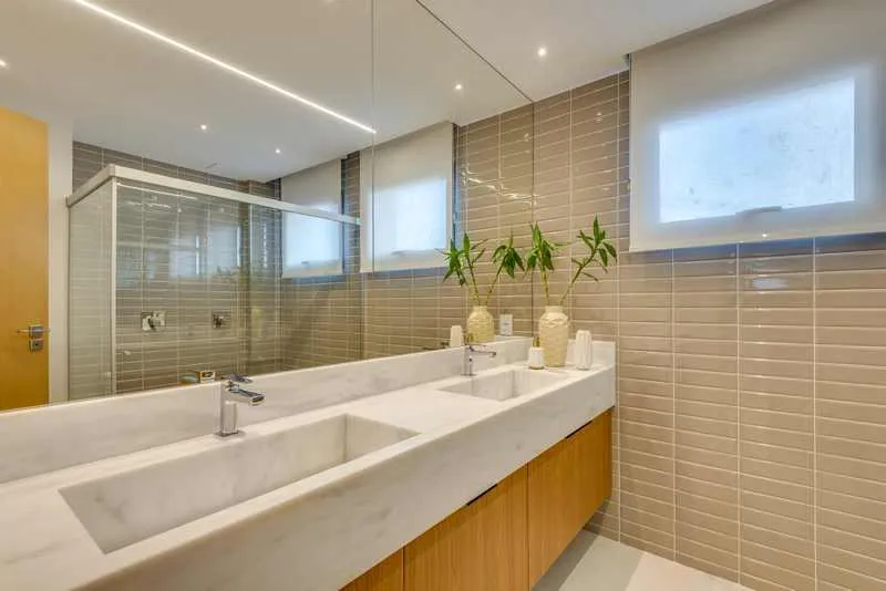 Miniatura Exclusividade e Design: Opus Penthouse Decorado de 268,81 m² no Marista!