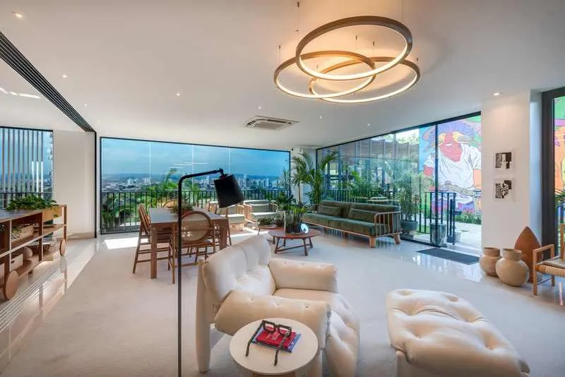 O Ponto Alto do Luxo: Unidade 2702B no Opus Tellure