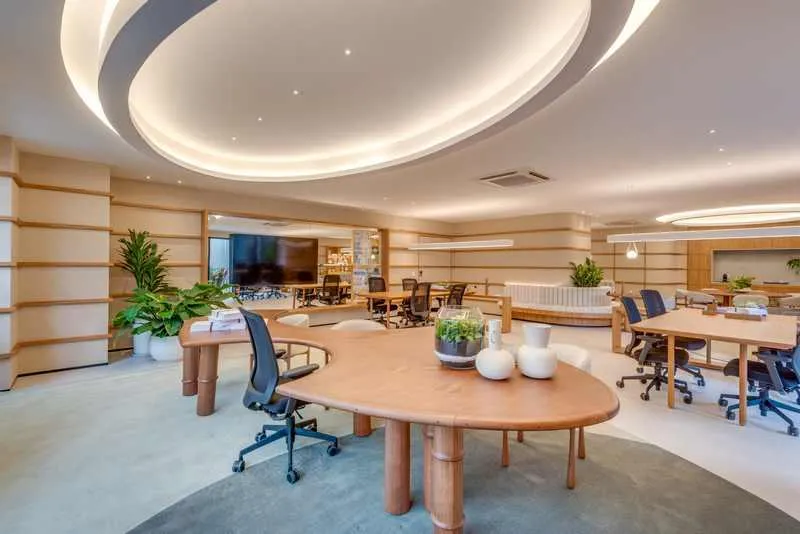 Andar Alto e Vista Poente: Sala de 43,47 m² no Ybiti Offices!