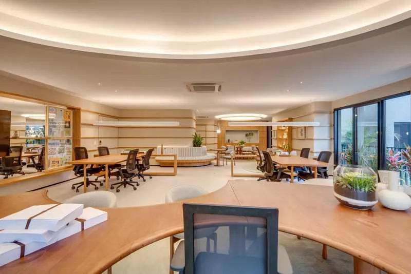 Andar Alto com Vista Poente: Sala de 47,79 m² no Ybiti Offices!