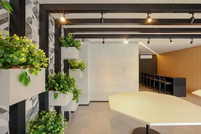 Luxo e Design: Unidade Decorada de 79 m² no Hub Compact Life!