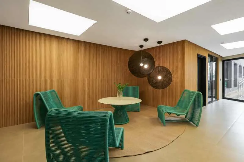 Viva no Topo do Hub Compact Life: Unidade 2706, 72 m² no Setor Bueno!