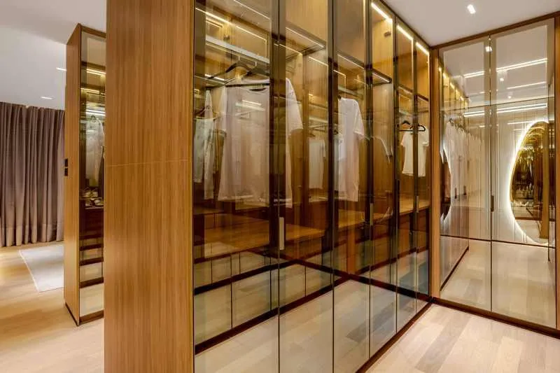 Exclusividade e Garagem Ampla: Apartamento de 348m² e 9 Vagas